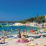 1 Bedroom Awesome Apartment In Pula