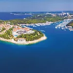 1 Bedroom Awesome Apartment In Pula
